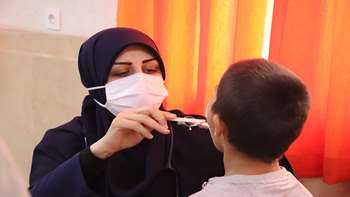 اردو جهادی پزشکی برای کمک به کودکان کار